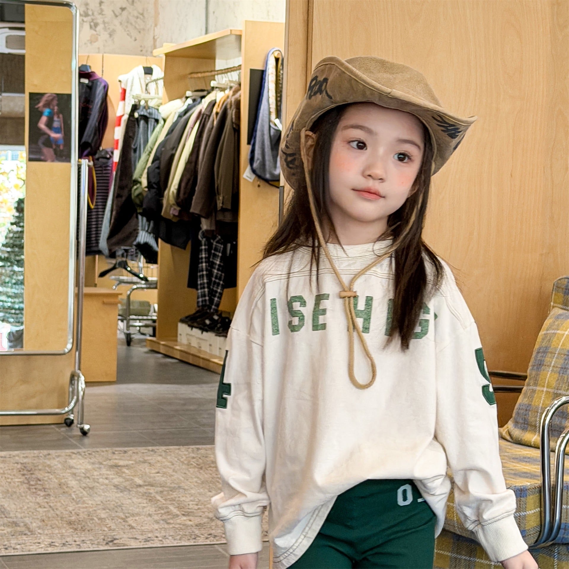 【80-130cm】(3色) 字母長袖T