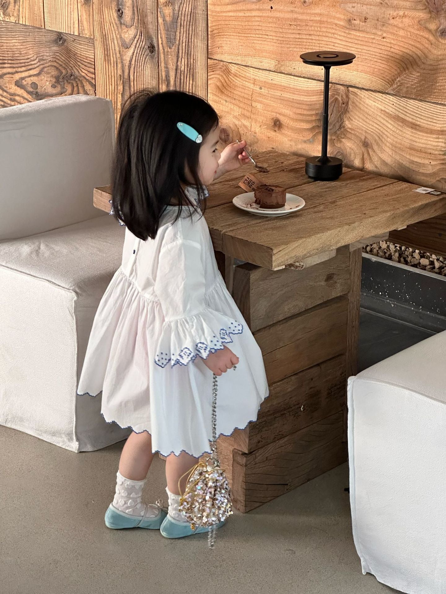 【90-140cm】小清新刺繡花邊連身裙