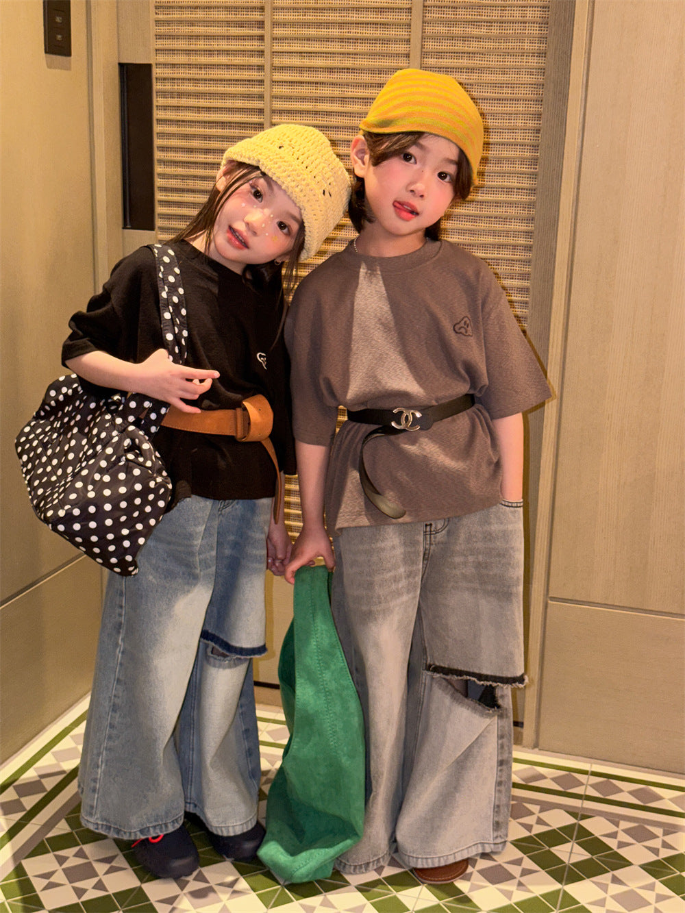 【90-150cm】韓版百搭刺繡圖案短袖