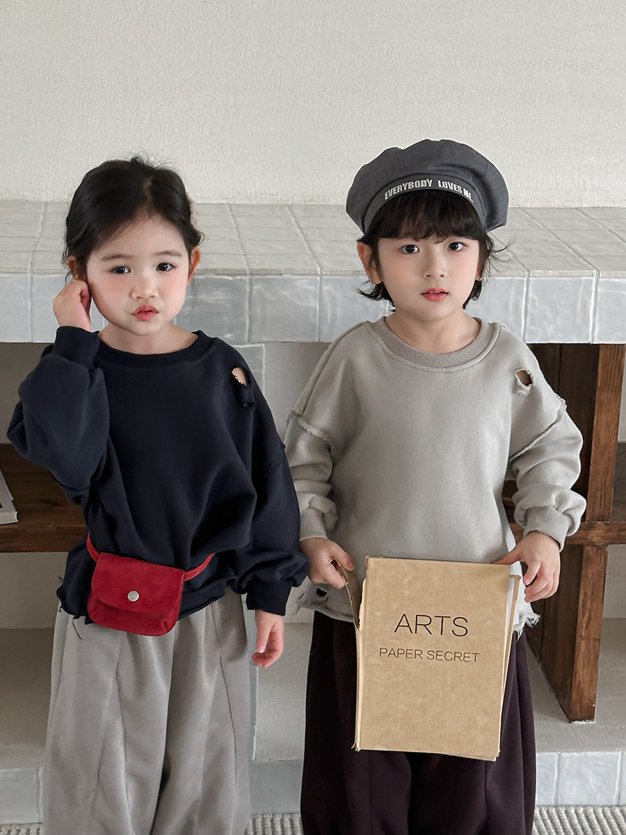 【80-140cm】破洞簡約毛邊緣領上衣