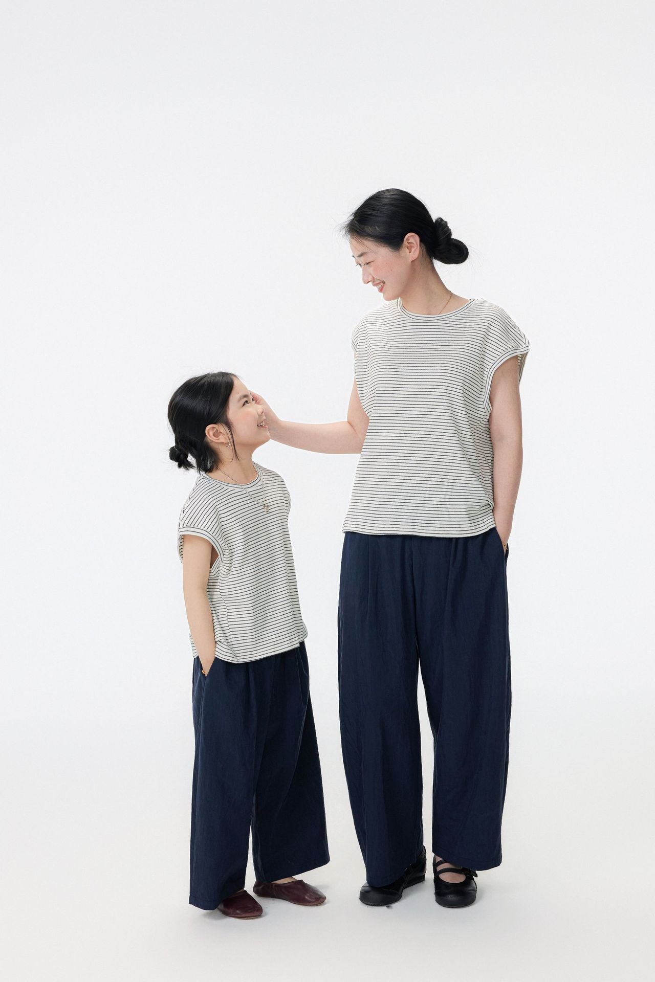 【90-150cm / M.L】【親子裝】日系純色九分蘿蔔休閒褲