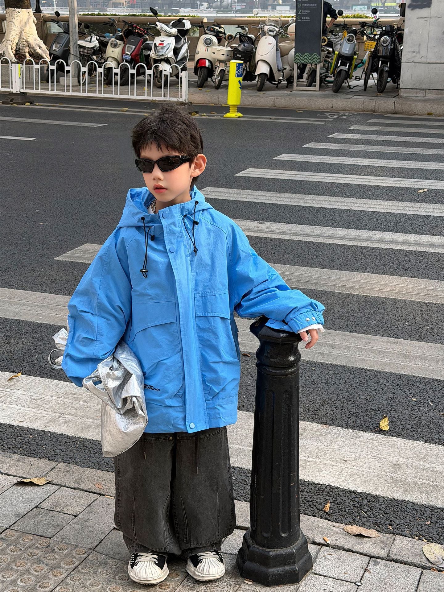 【90-160cm】休閒防風戶外衝鋒衣連帽外套