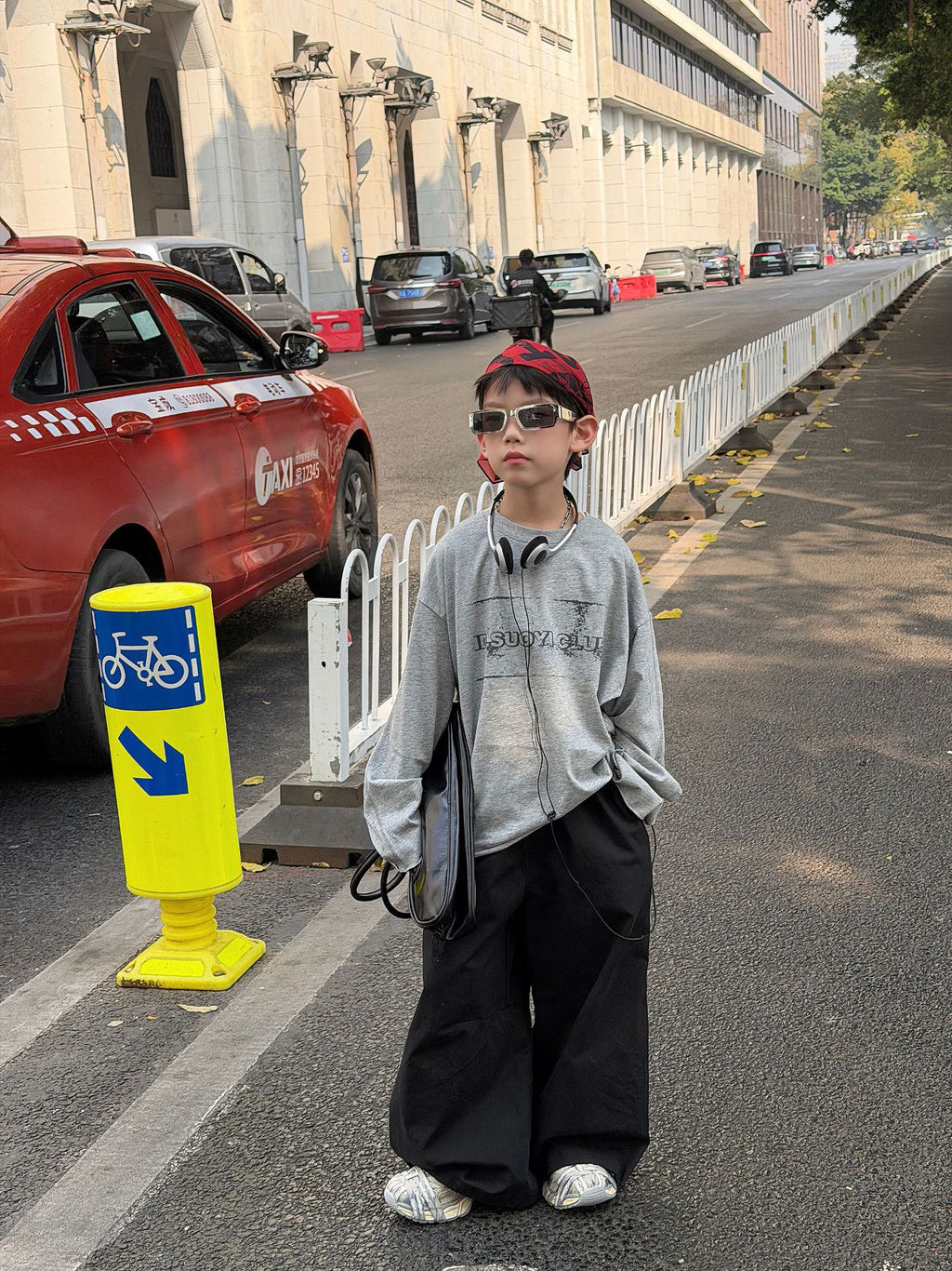 【90-160cm】字母破洞設計感T