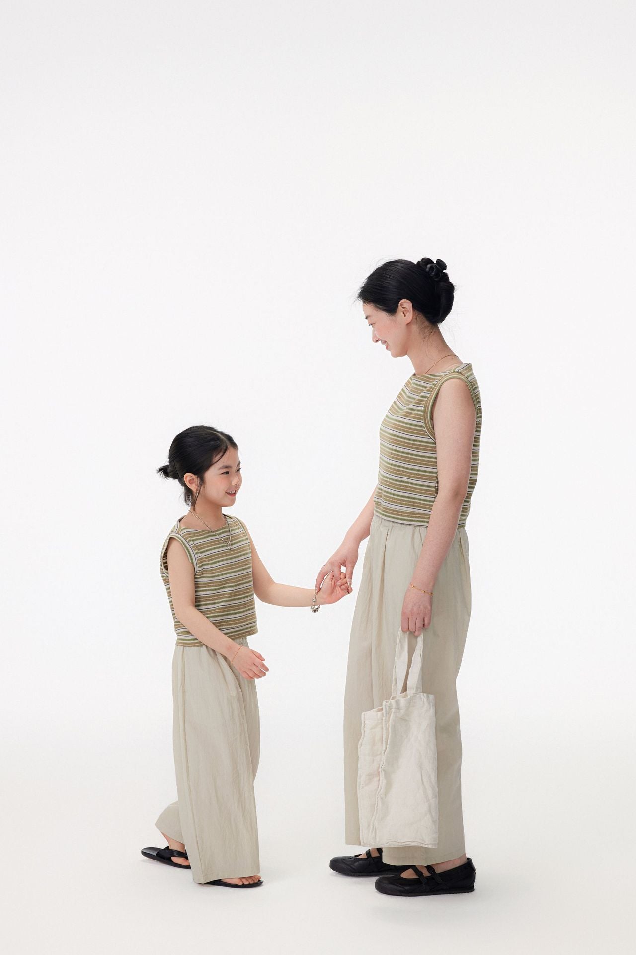 【90-150cm / M.L】【親子裝】日系純色九分蘿蔔休閒褲