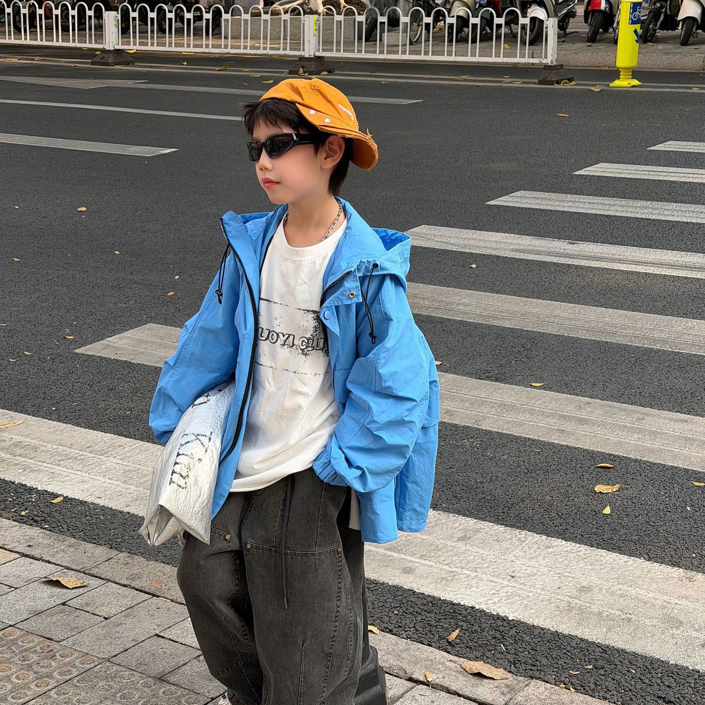 【90-160cm】休閒防風戶外衝鋒衣連帽外套