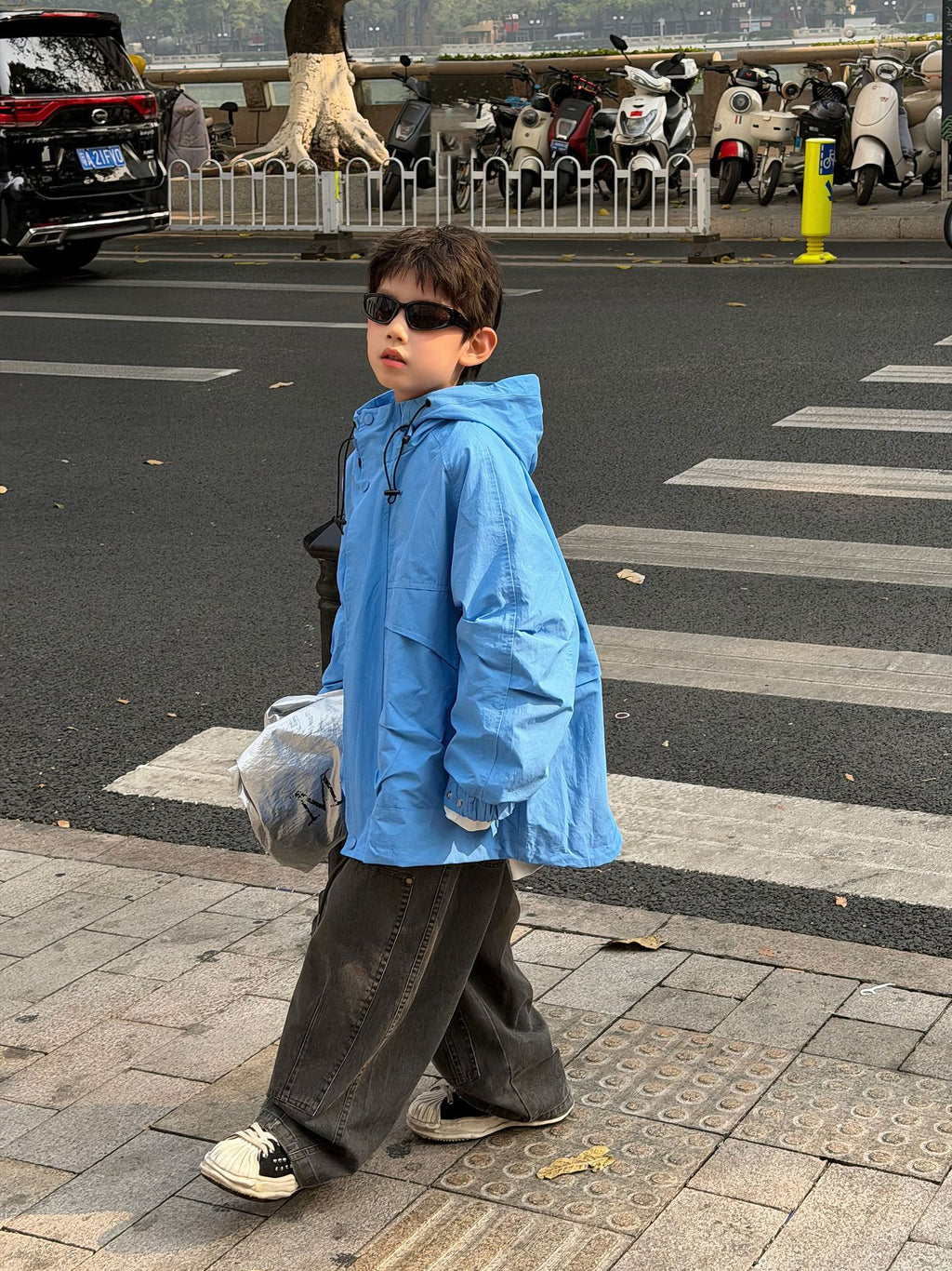 【90-160cm】休閒防風戶外衝鋒衣連帽外套