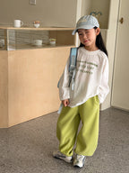 【100-170cm】(4色) 輕薄透氣字母防曬T