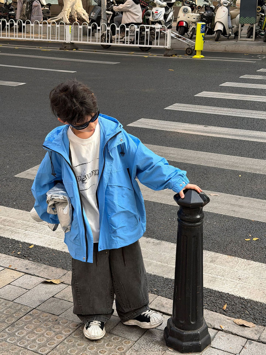 【90-160cm】休閒防風戶外衝鋒衣連帽外套