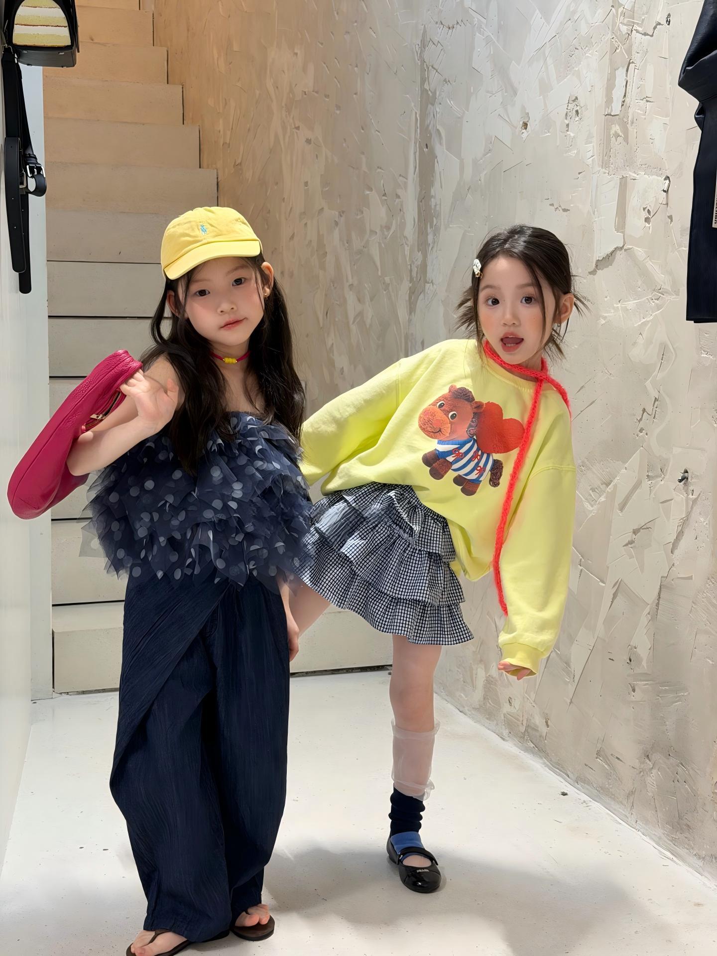 【90-140cm】網紗上衣 | 不規則寬褲