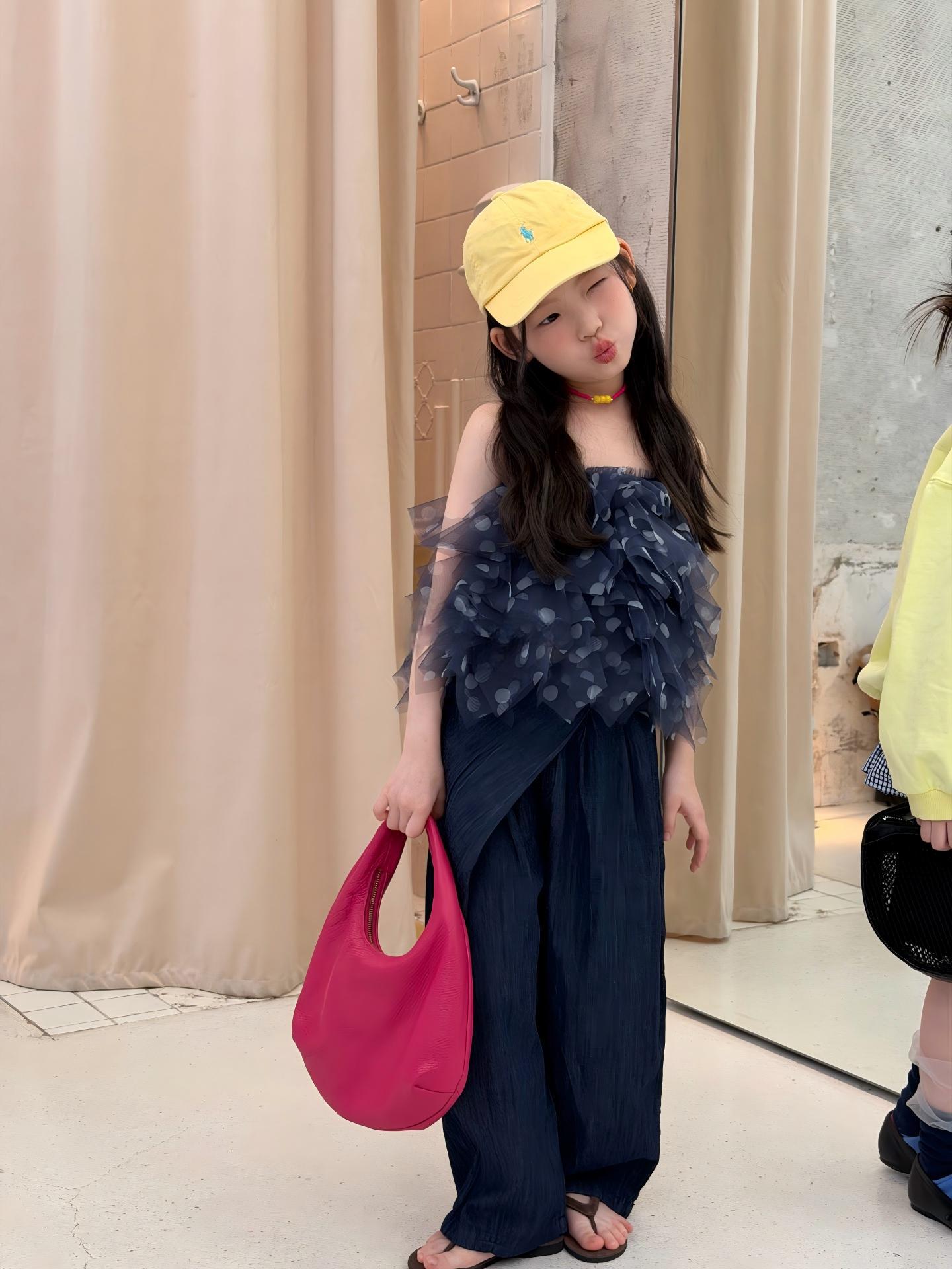 【90-140cm】網紗上衣 | 不規則寬褲