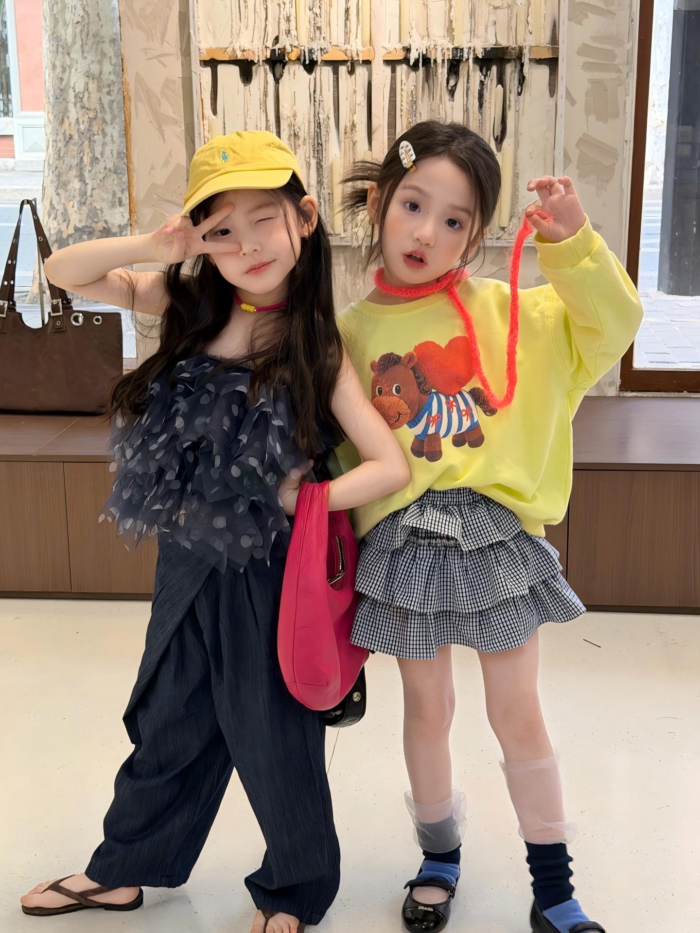 【90-140cm】網紗上衣 | 不規則寬褲