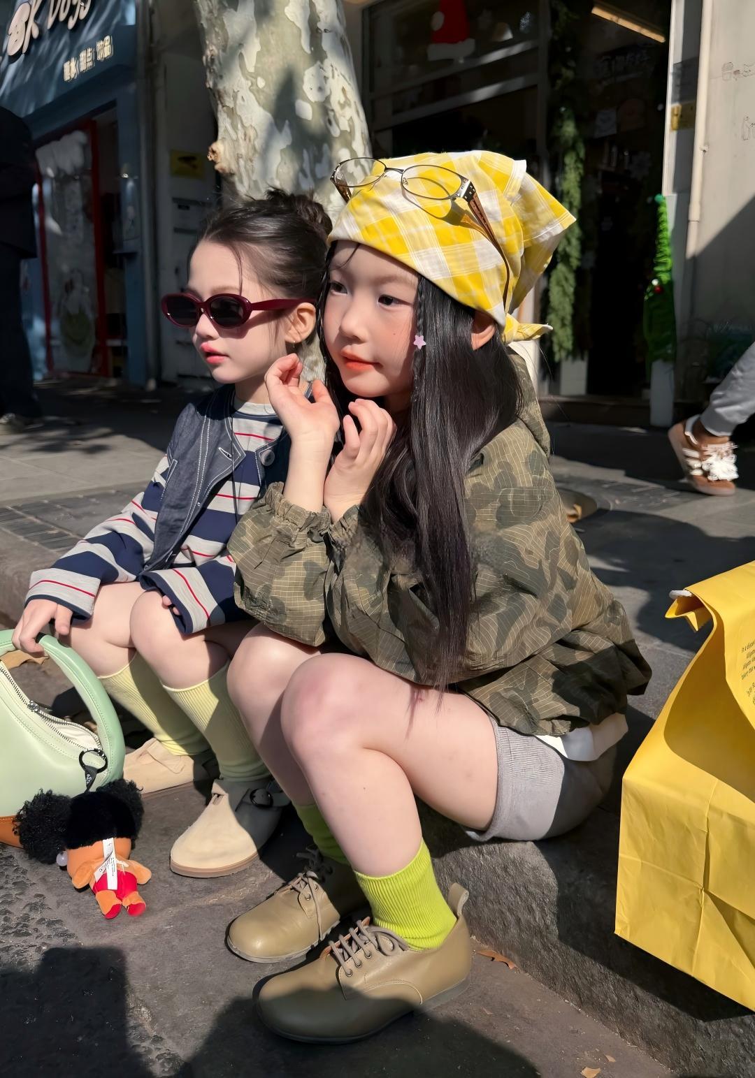 【90-140cm】寬鬆條紋T恤 | 牛仔馬甲 | 不規則針織短褲