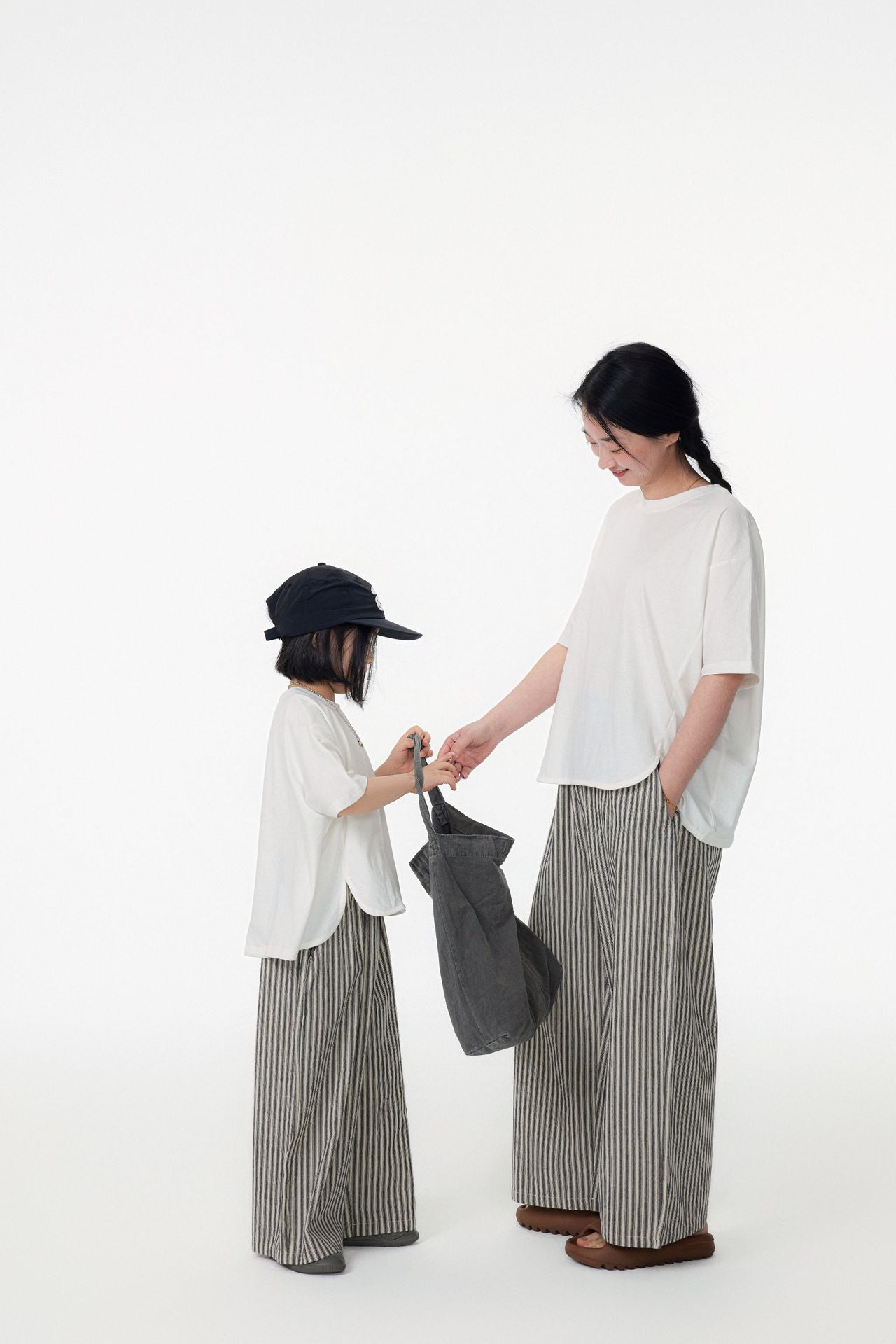 【90-150cm / M.L】【親子裝】日系前擺圓弧寬版短袖
