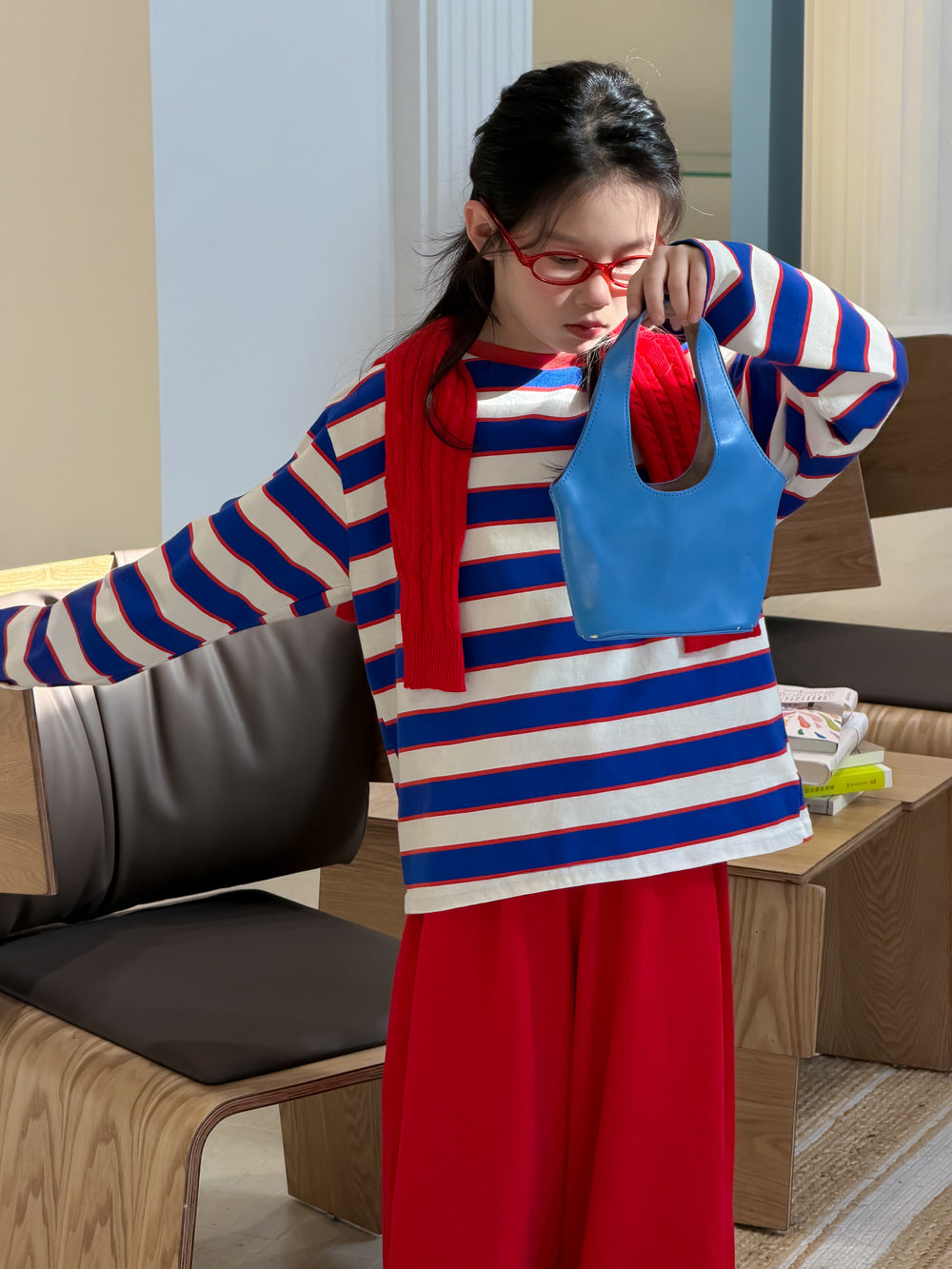 【100-160cm】韓版後背字母條紋T