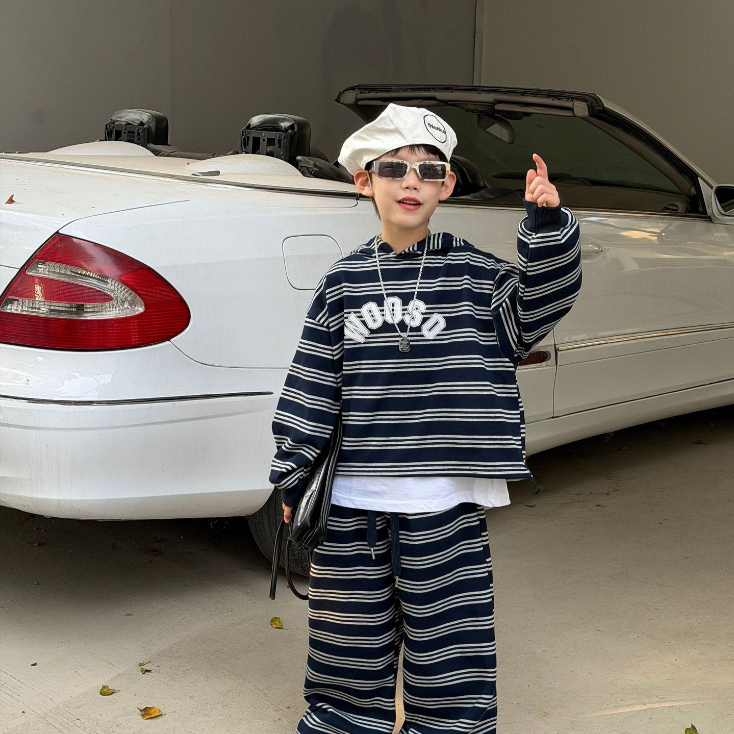 【90-160cm】韓版休閒連帽條紋套裝