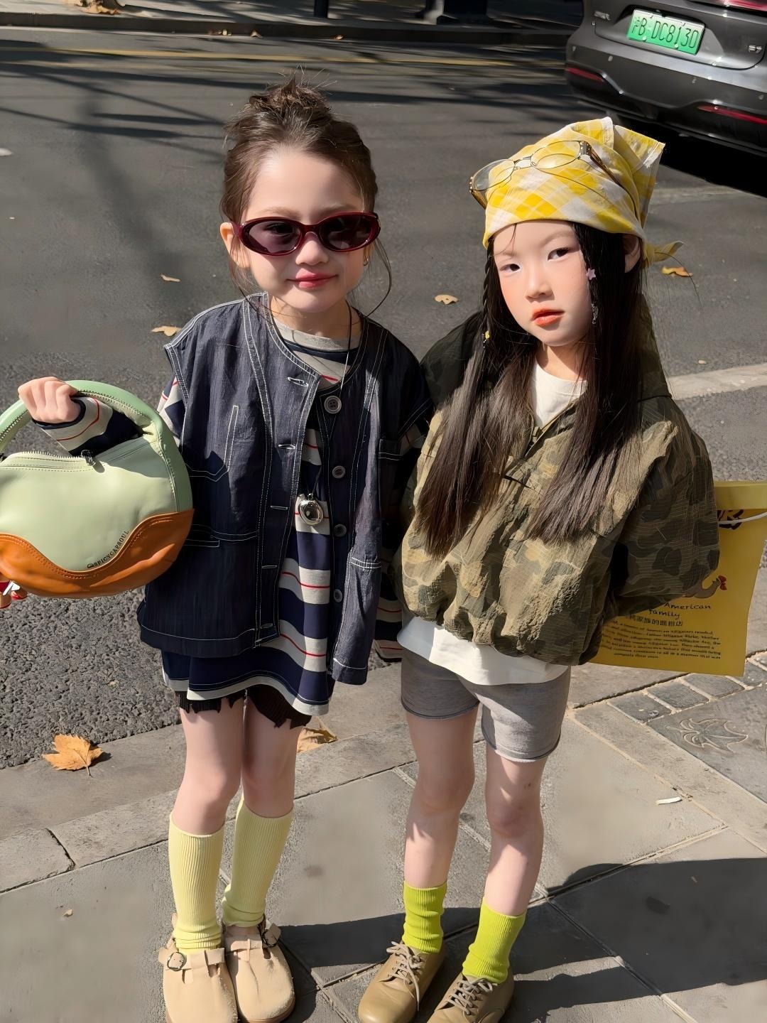 【90-140cm】寬鬆條紋T恤 | 牛仔馬甲 | 不規則針織短褲