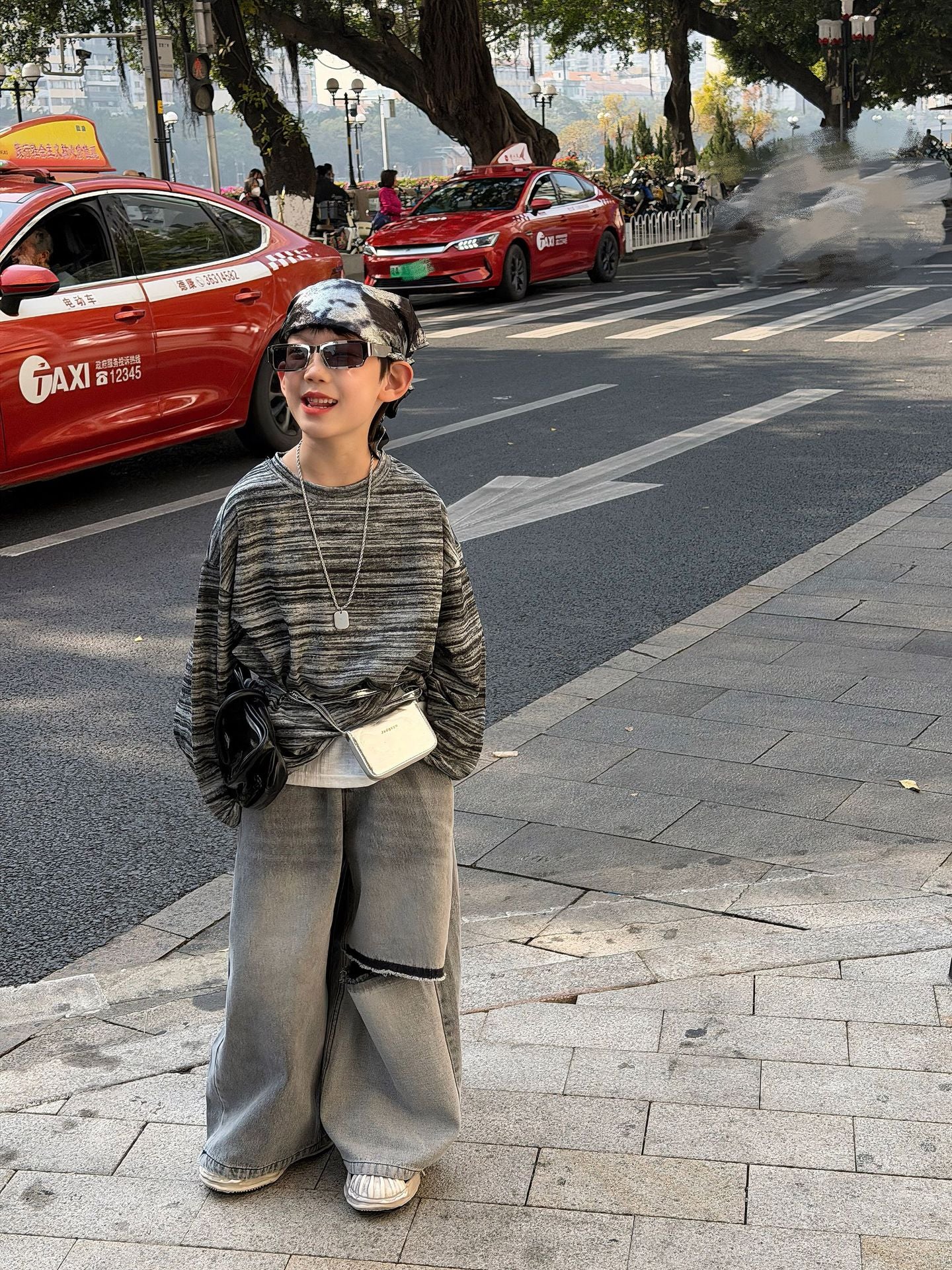 【90-160cm】條紋設計感街頭帥氣長袖打底衫