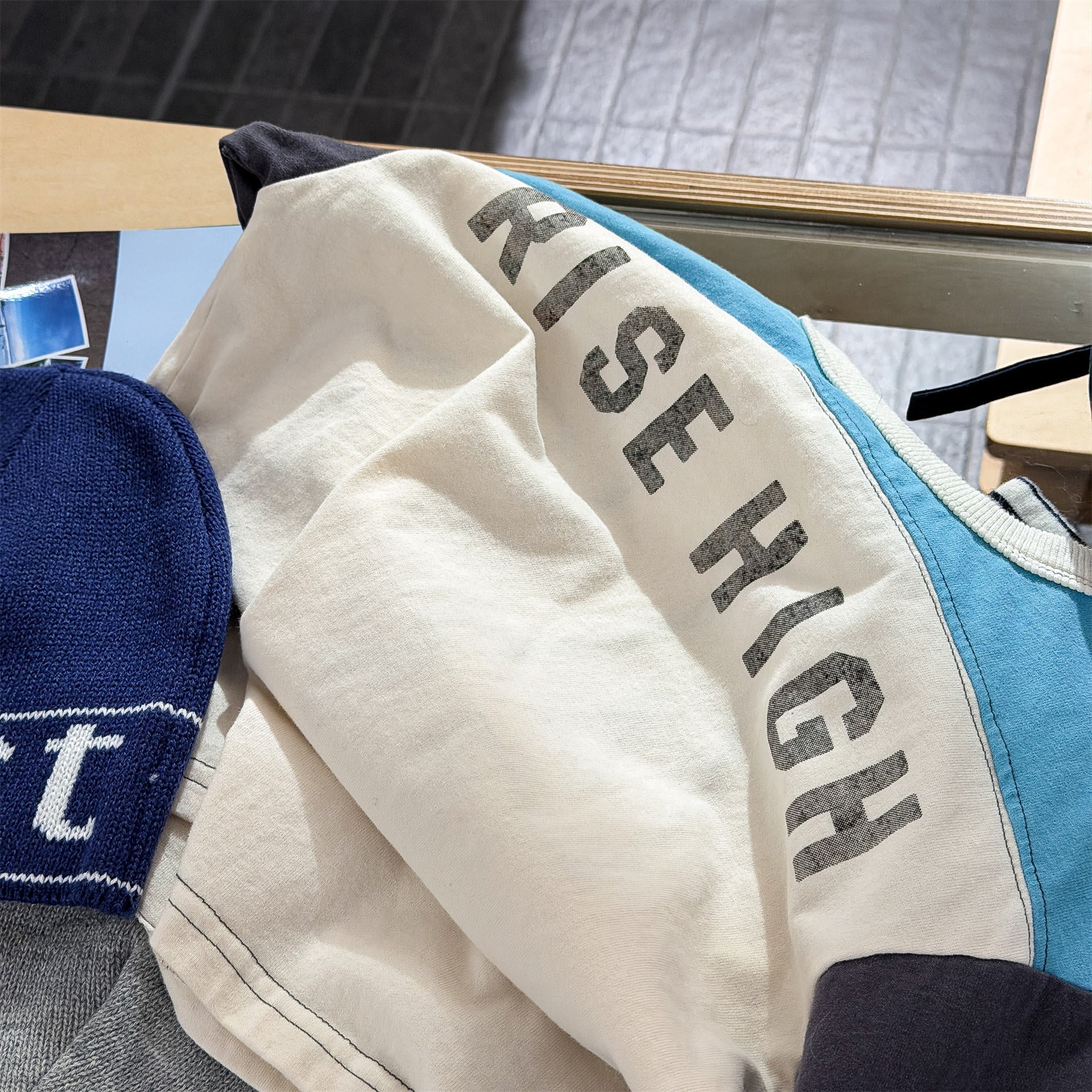 【80-130cm】(3色) 字母長袖T