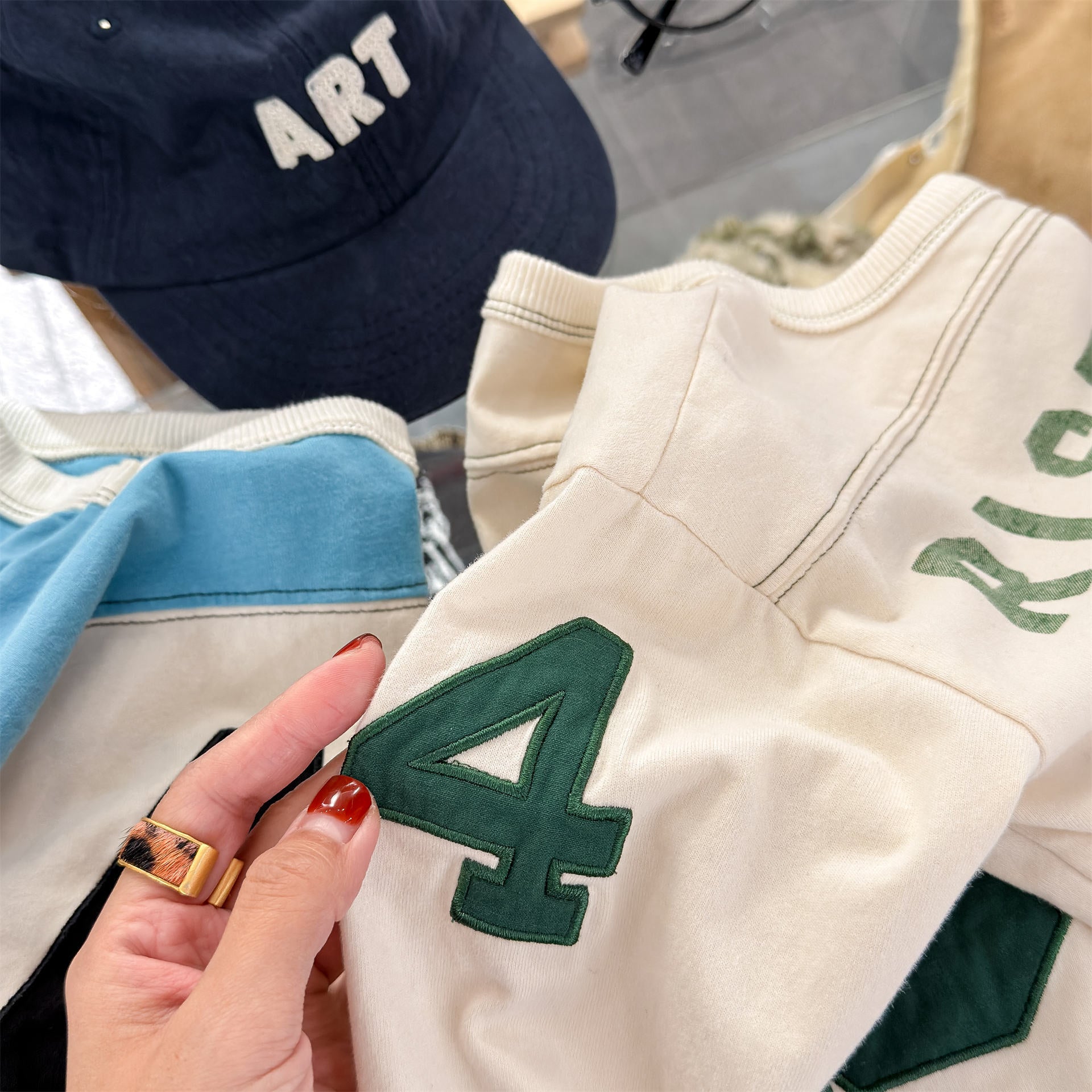 【80-130cm】(3色) 字母長袖T