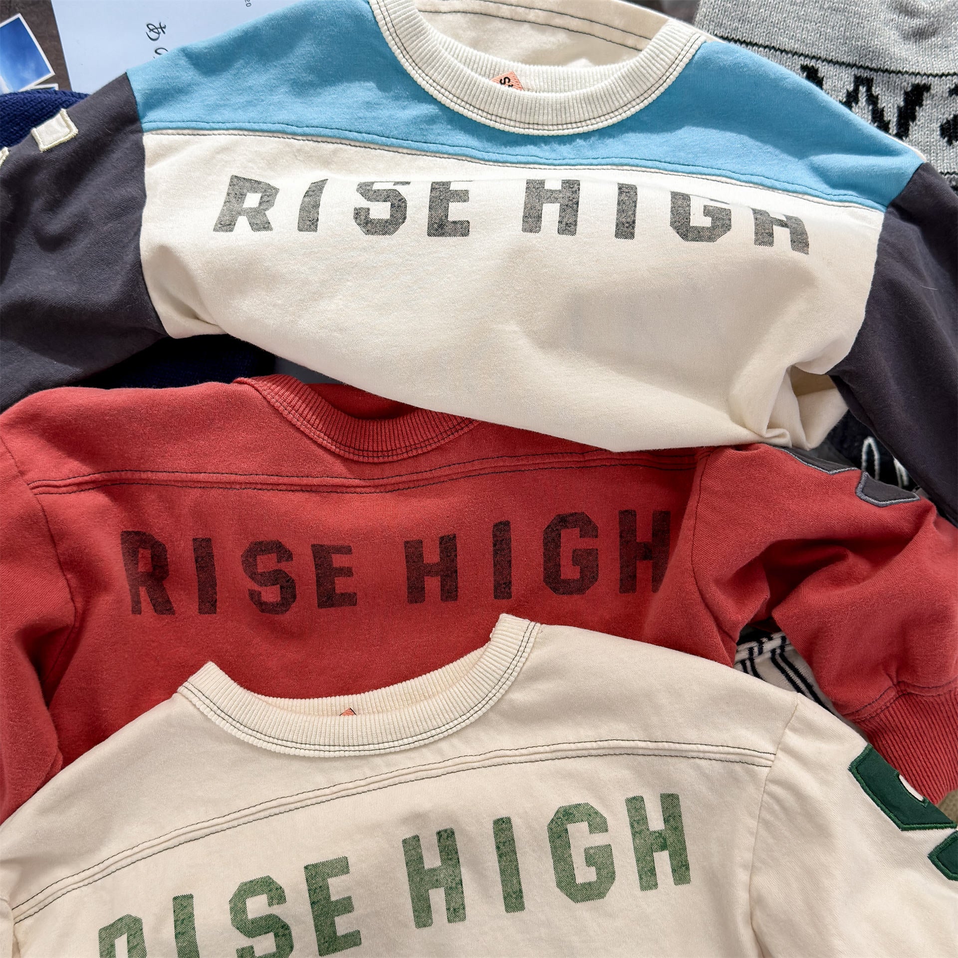 【80-130cm】(3色) 字母長袖T