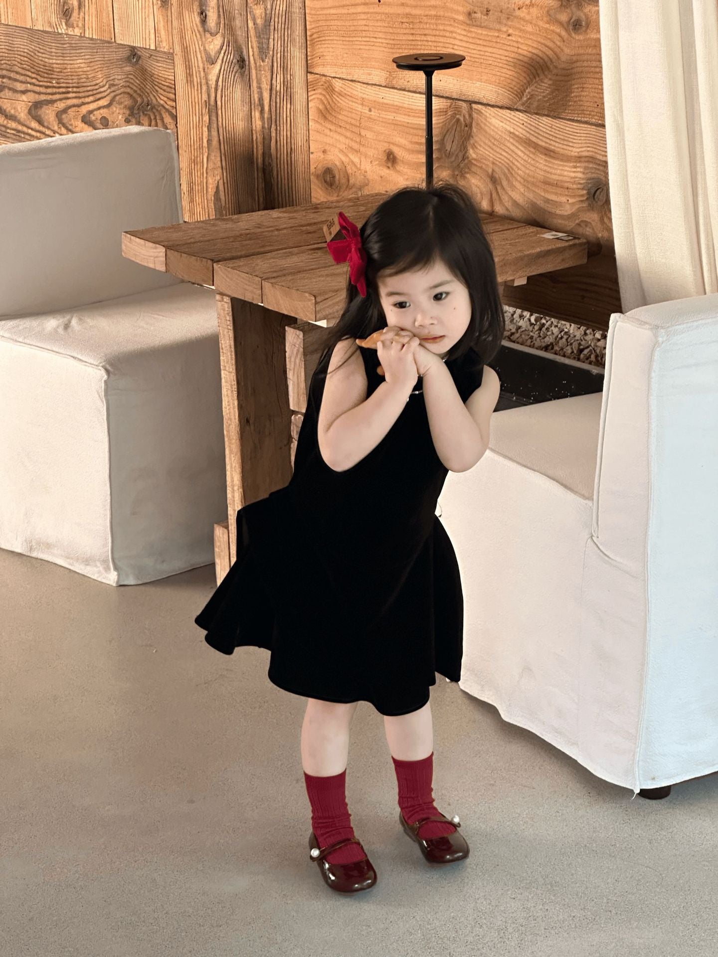 【90-140cm】小眾不規則下擺背心絲絨裙