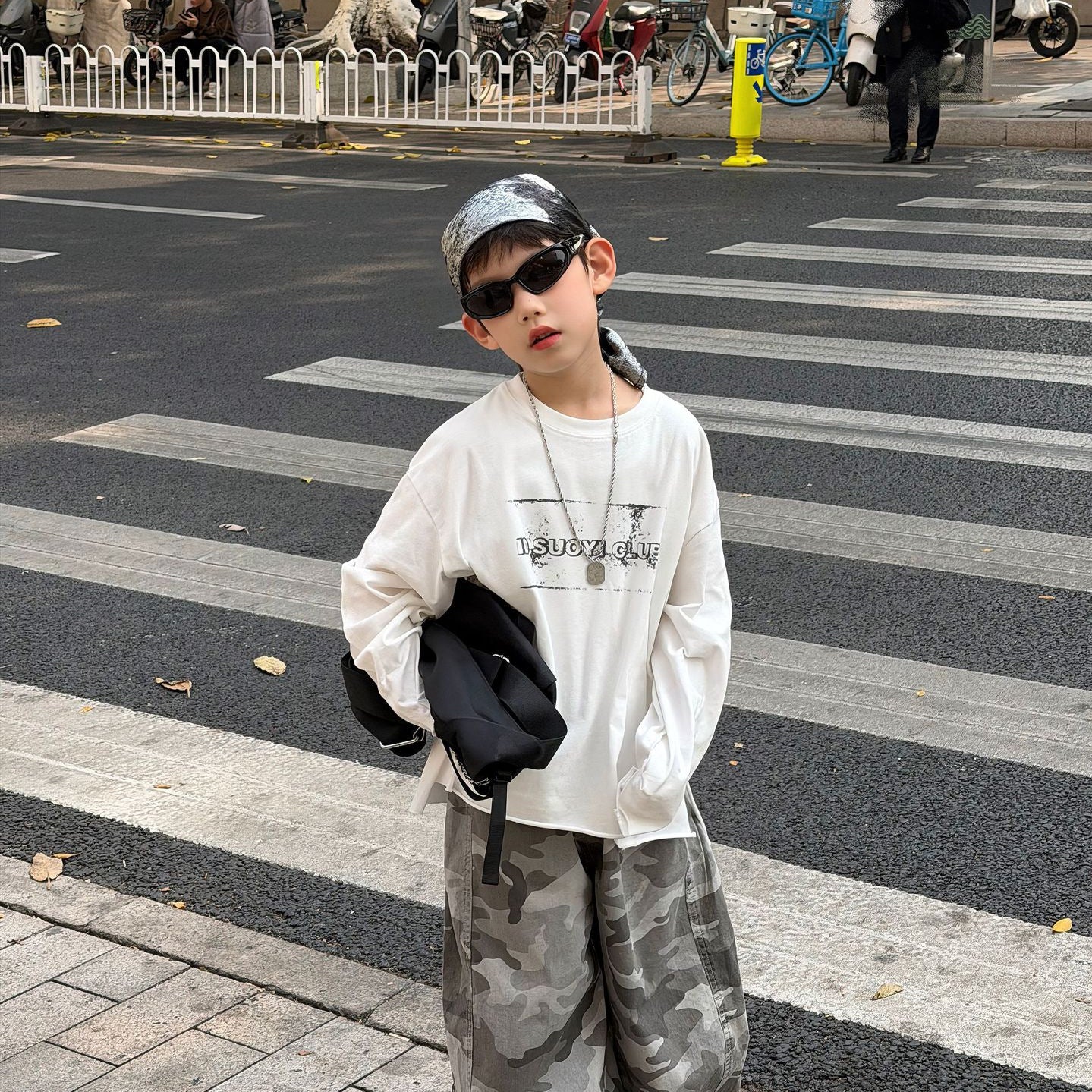 【90-160cm】字母破洞設計感T