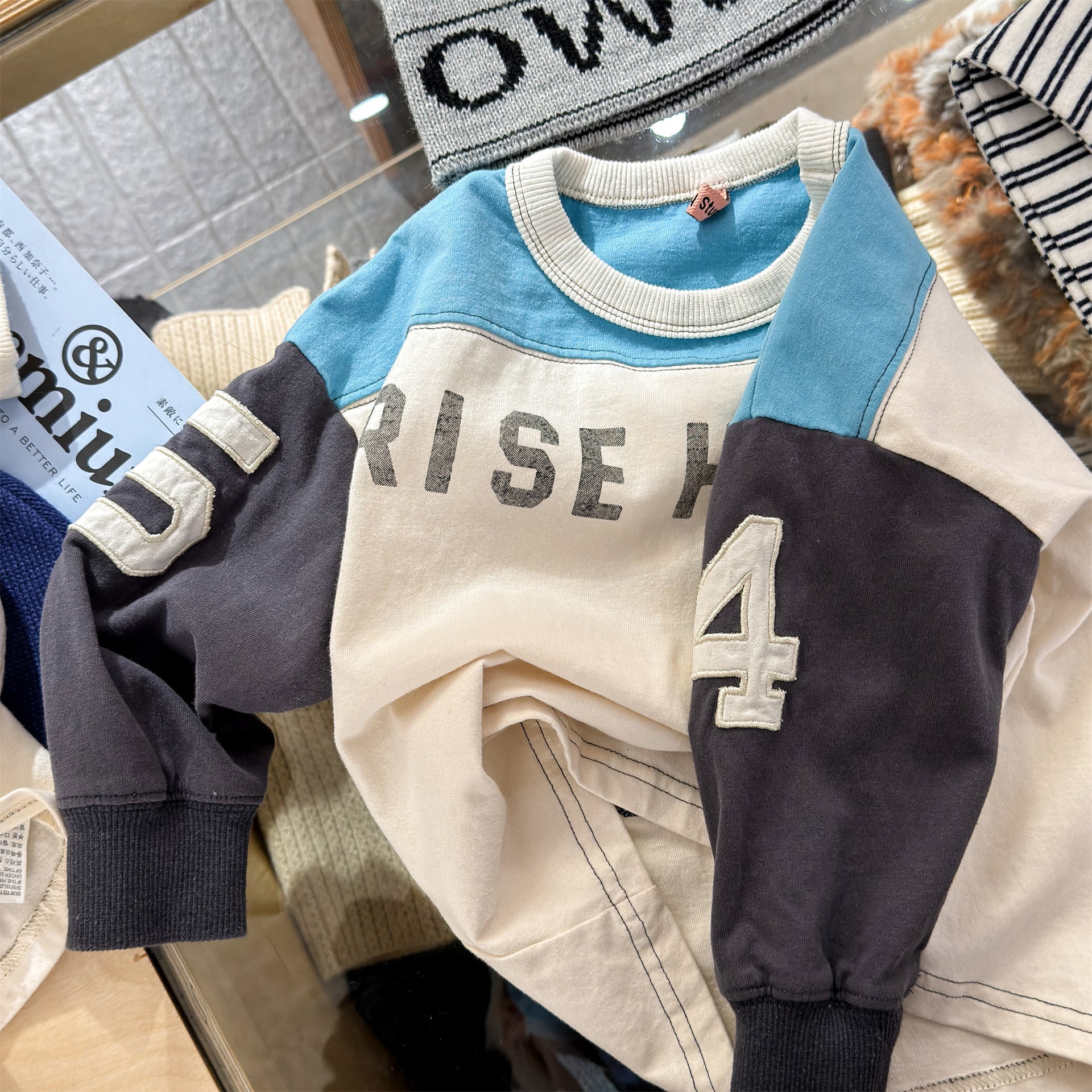 【80-130cm】(3色) 字母長袖T