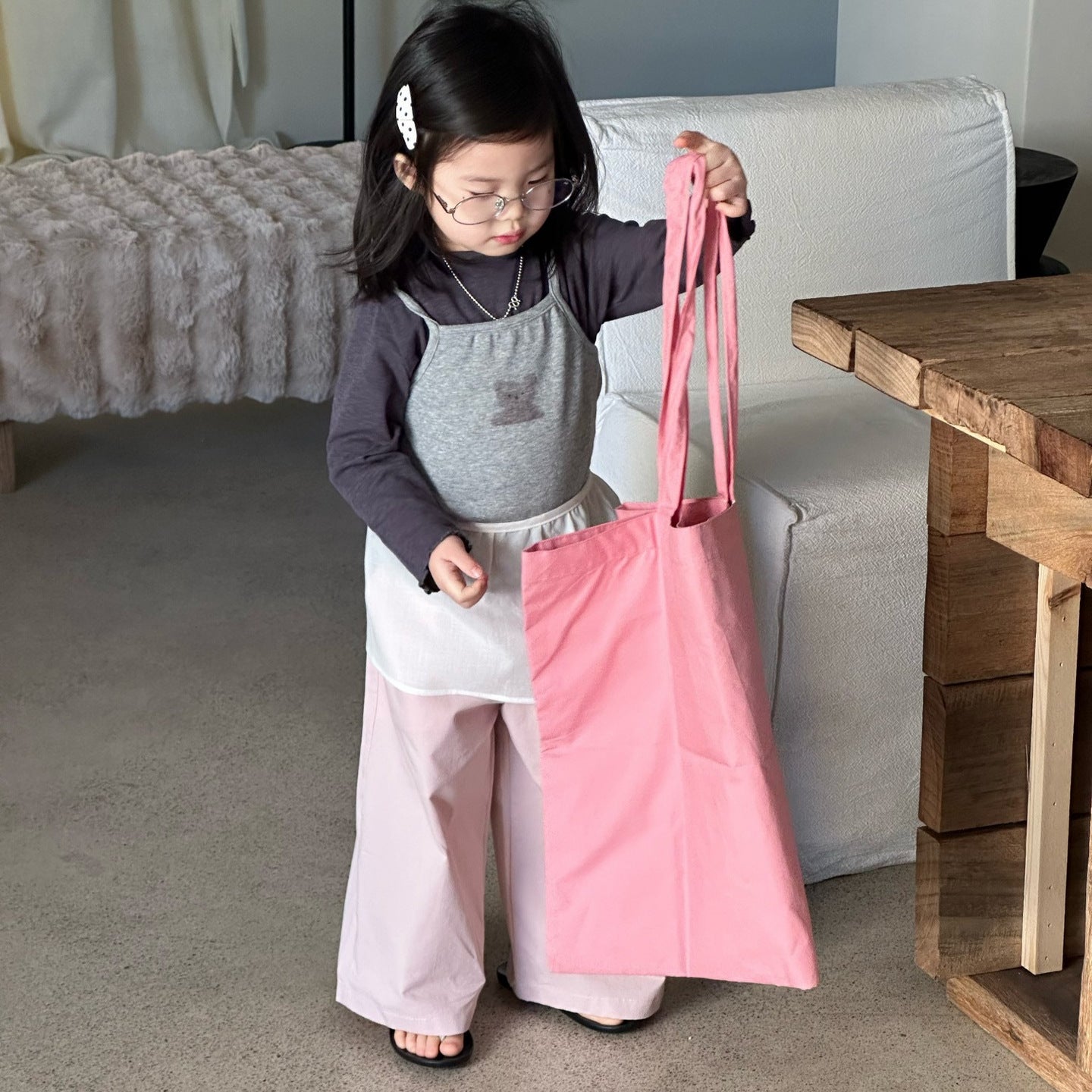 【90-140cm】純色打底衫+卡通吊帶 | 褲子(帶屁簾)