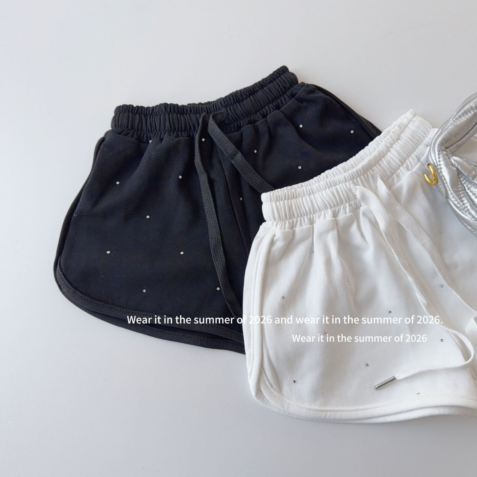 【90-150cm】亮鑽爆閃休閒短褲