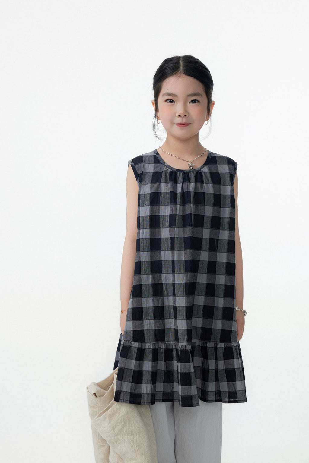【90-150cm / F】【親子裝】日系荷葉邊黑灰格背心裙
