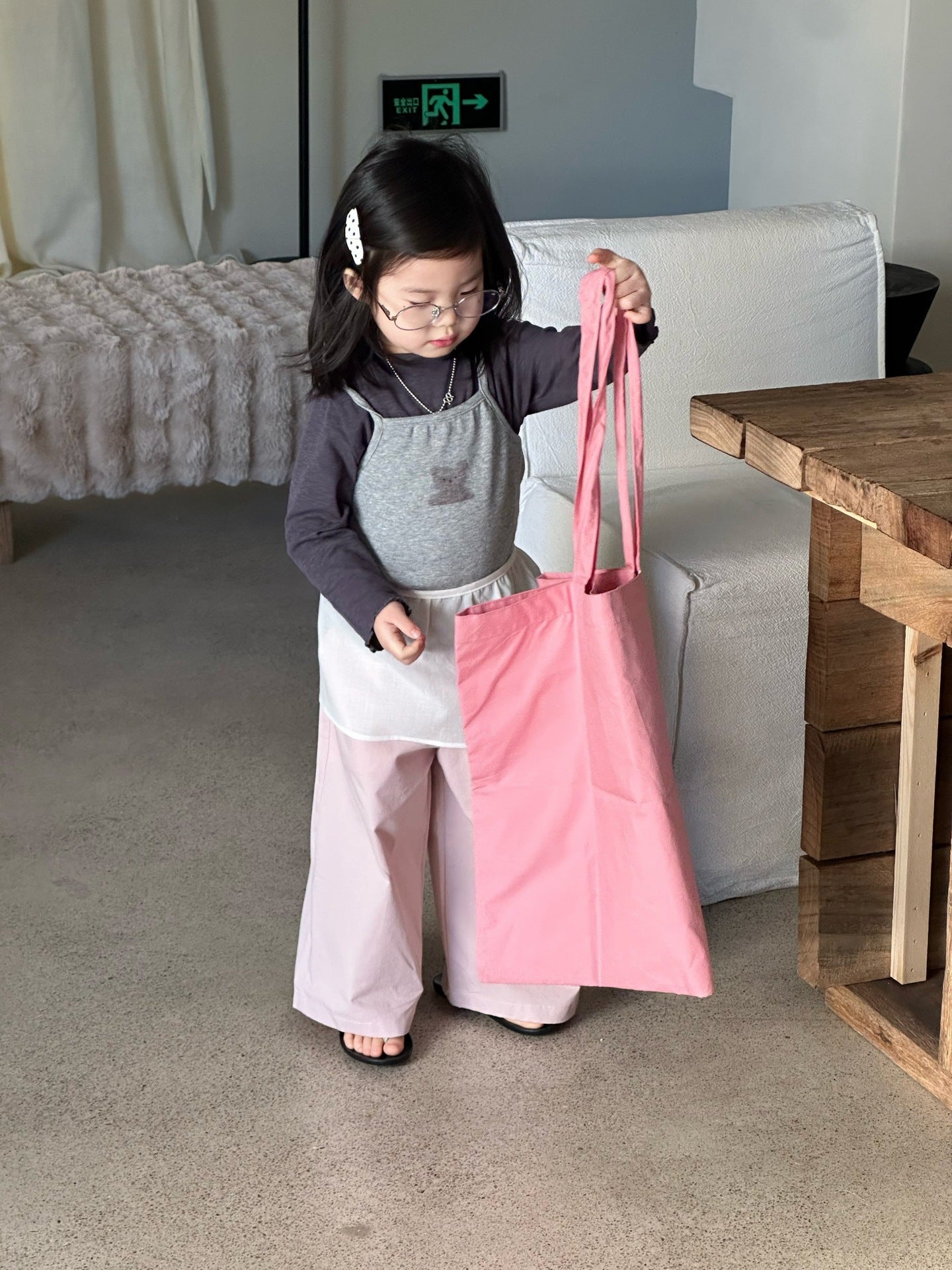 【90-140cm】純色打底衫+卡通吊帶 | 褲子(帶屁簾)