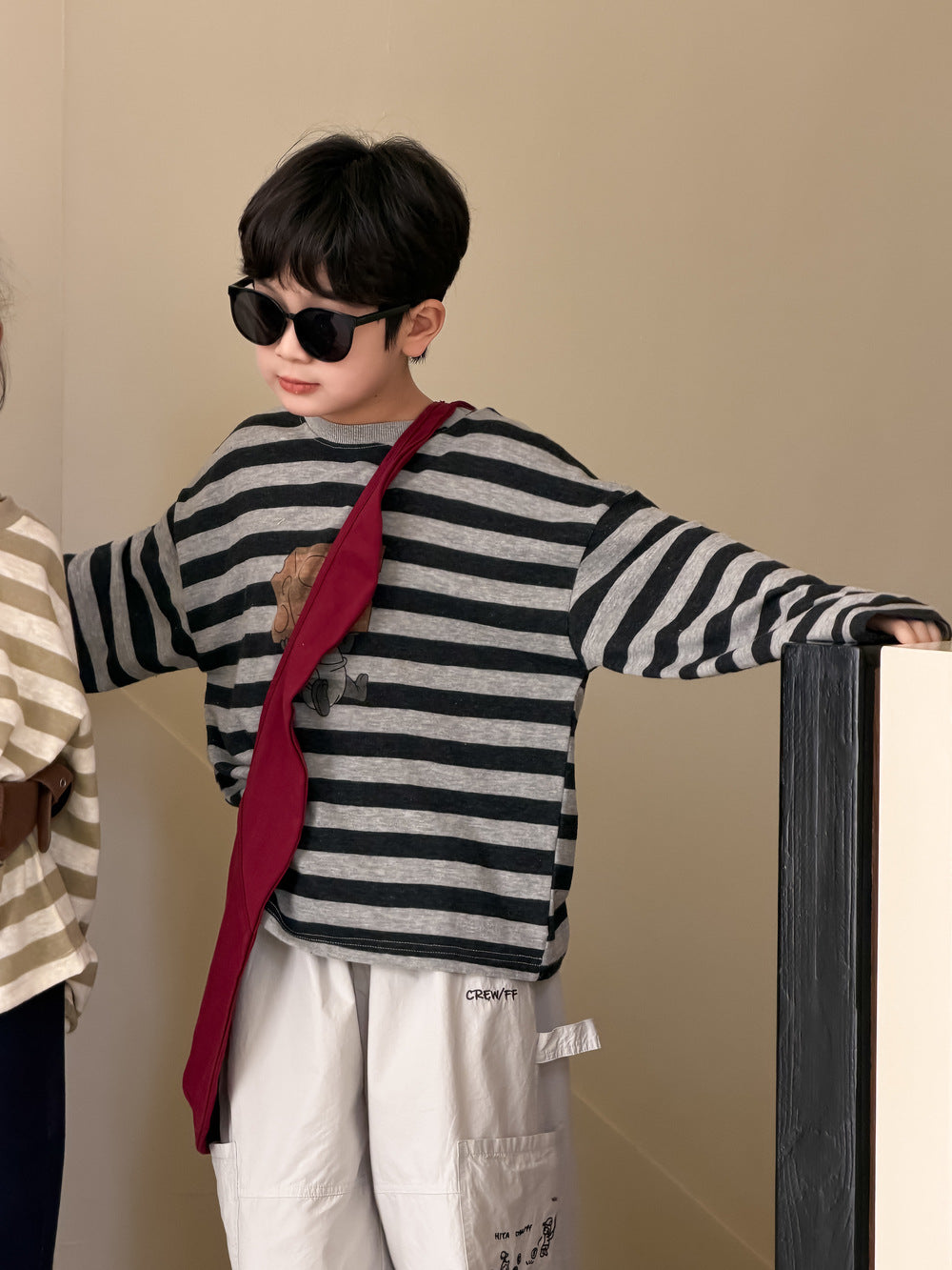 【100-160cm】卡通圓領寬鬆長袖T