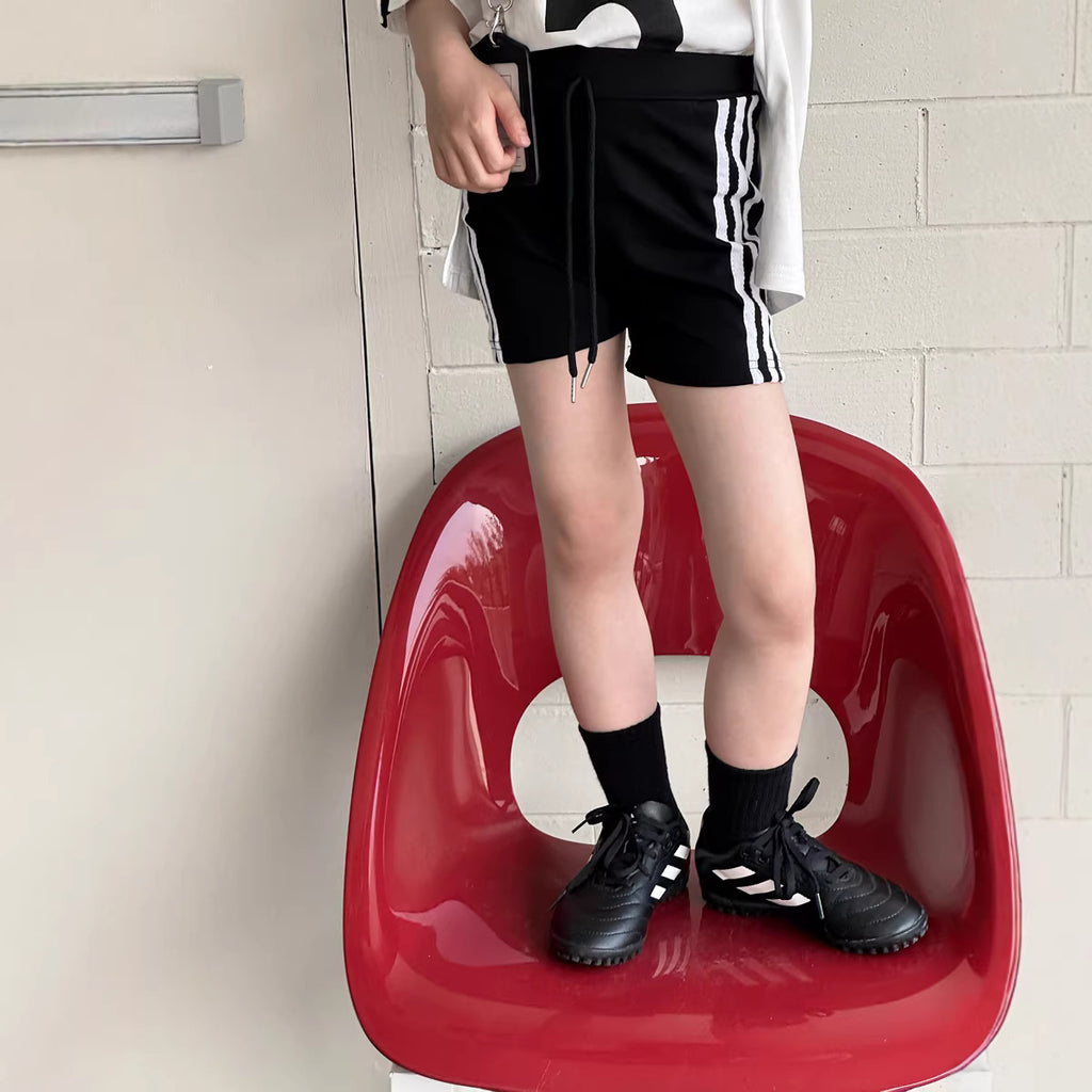 【100-150cm】韓版三條槓休閒短褲