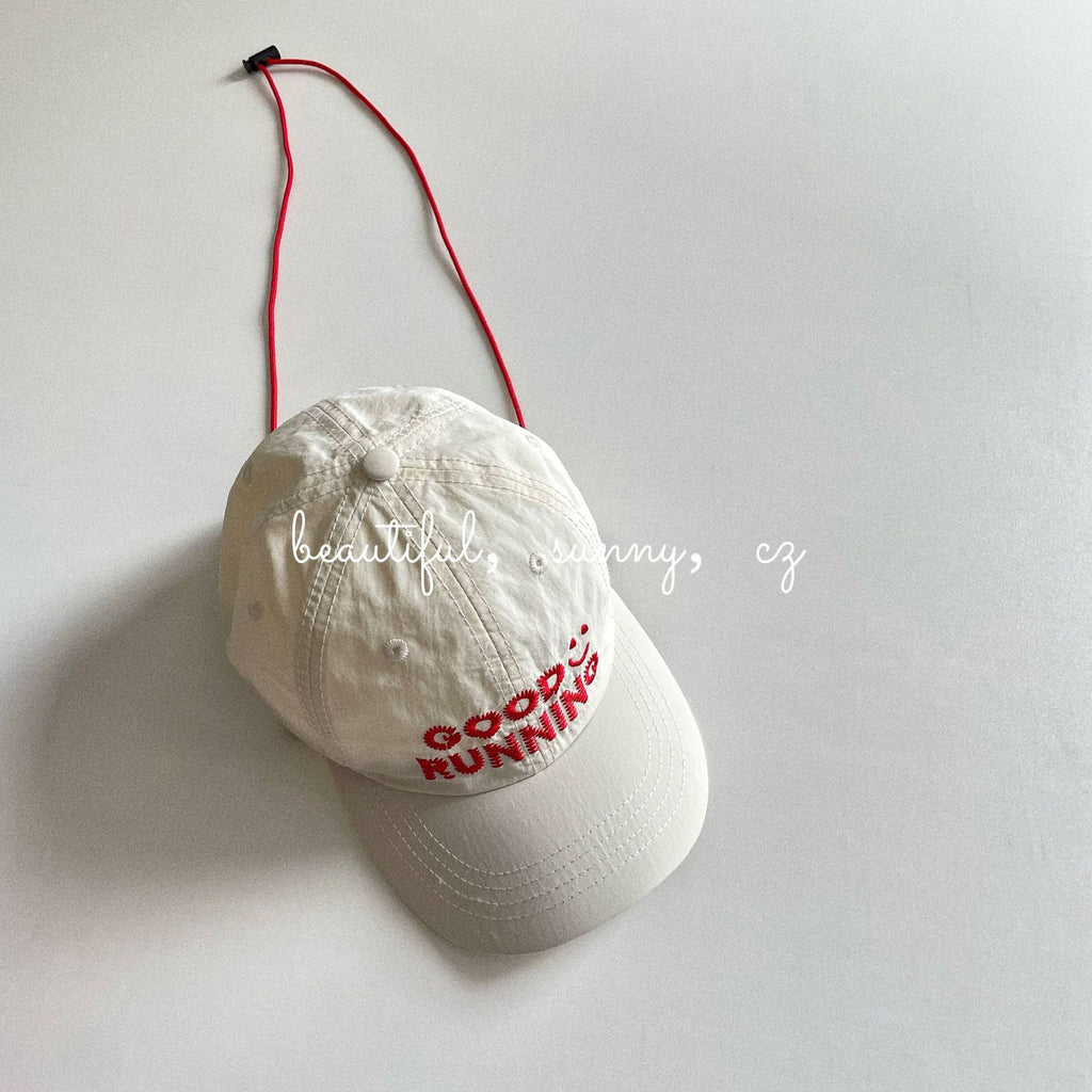 輕薄速乾字母笑臉棒球帽