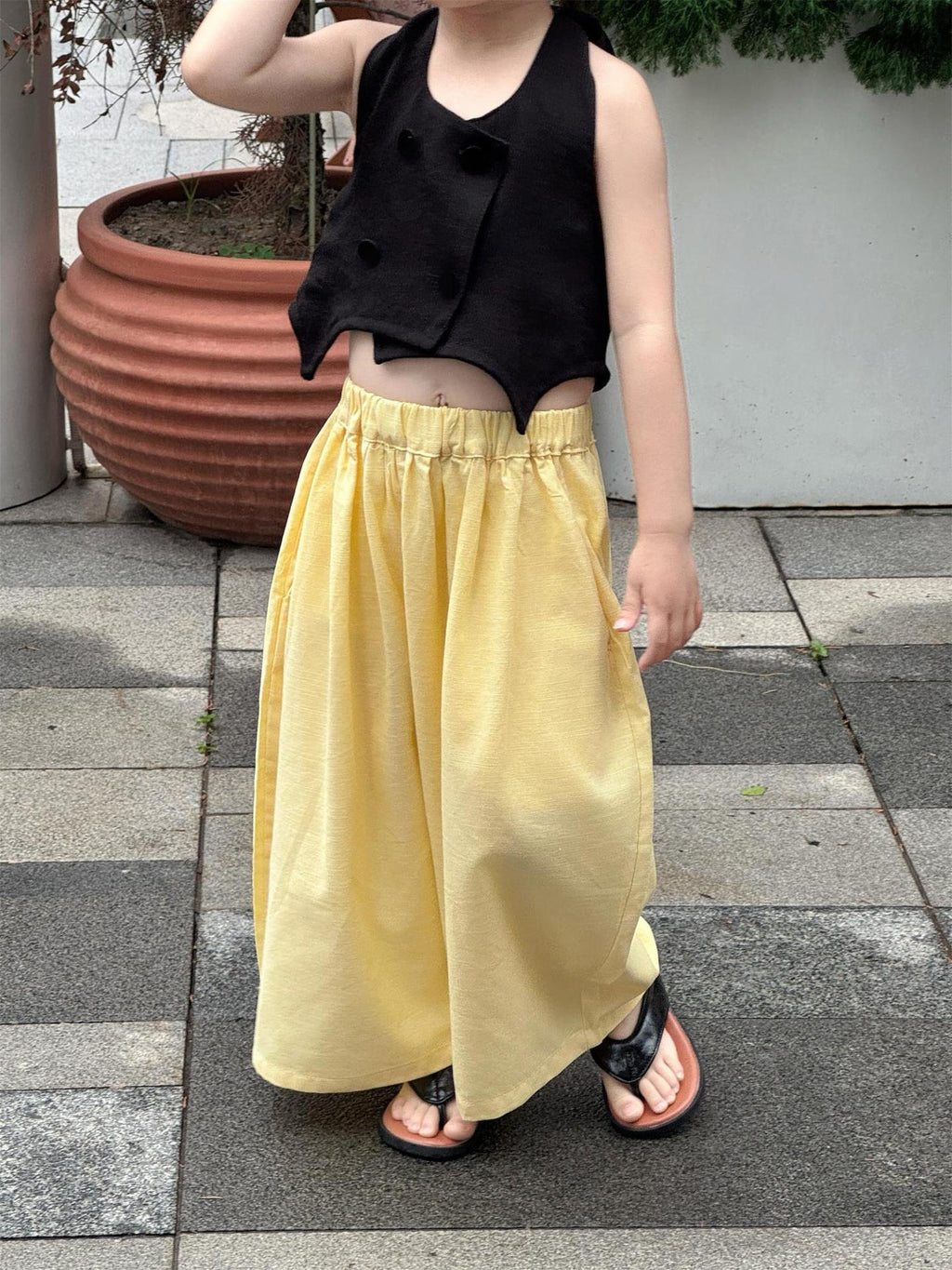 【90-140cm】雙排扣亞麻露背掛脖背心 | 亞麻闊腿褲