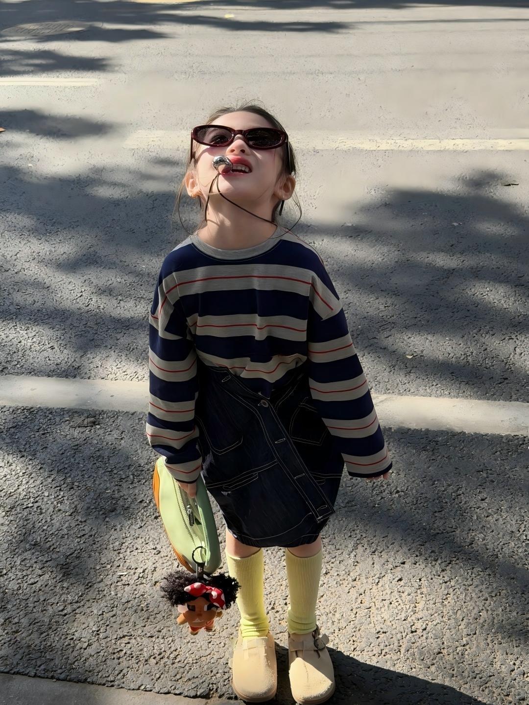 【90-140cm】寬鬆條紋T恤 | 牛仔馬甲 | 不規則針織短褲