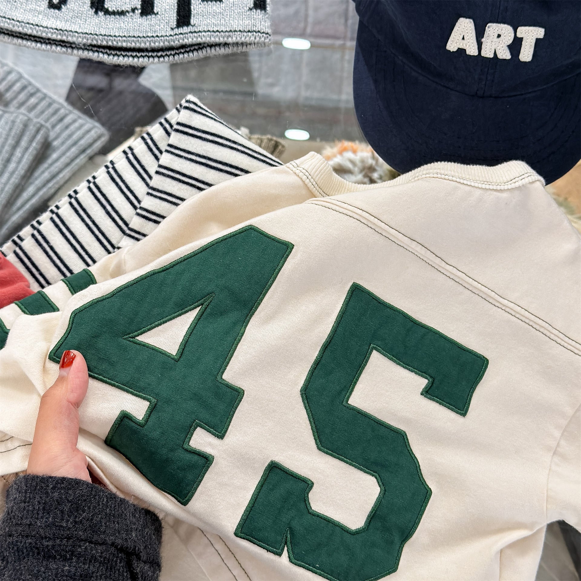 【80-130cm】(3色) 字母長袖T