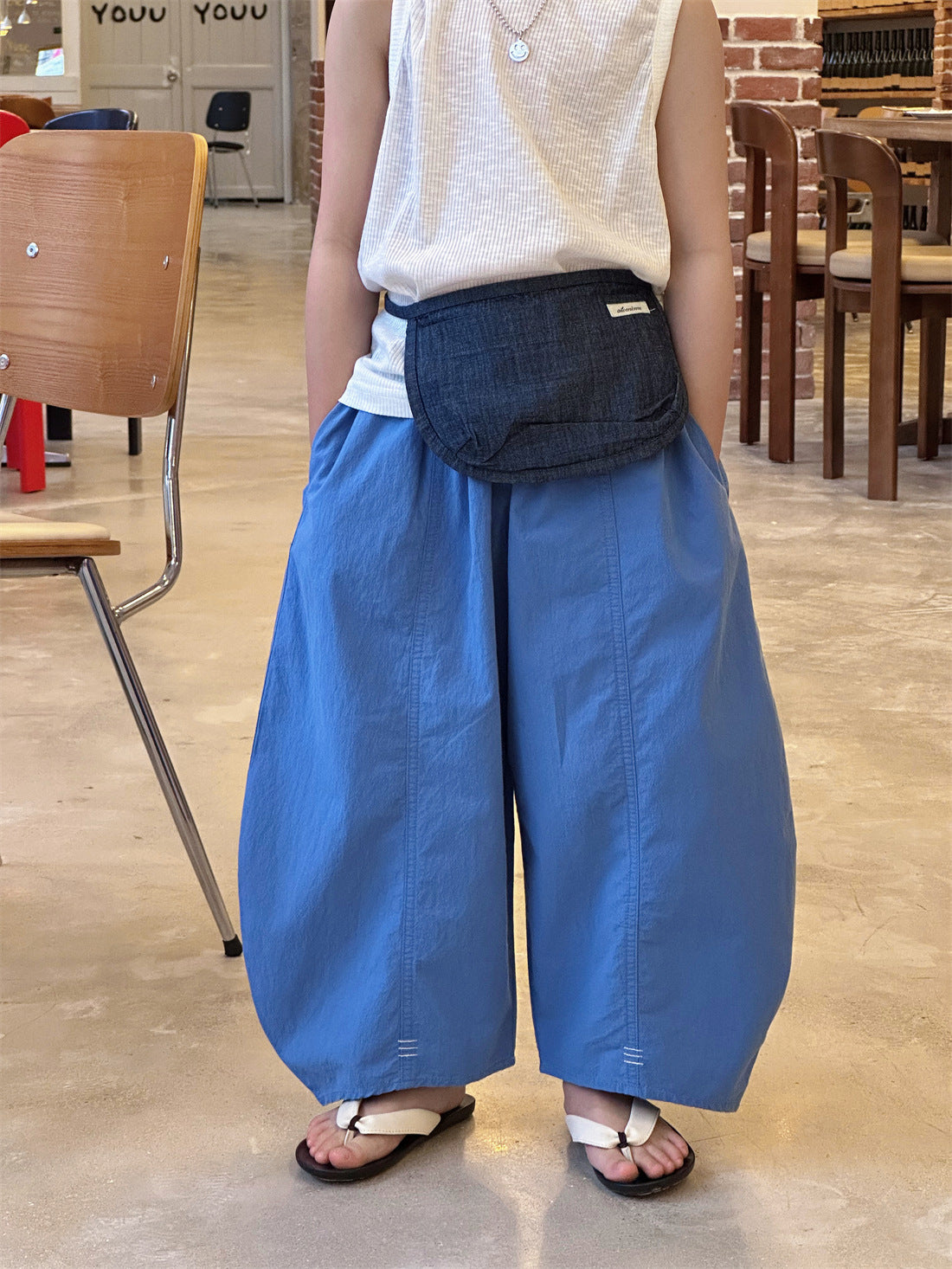【100-160cm】寬鬆休閒彎刀褲