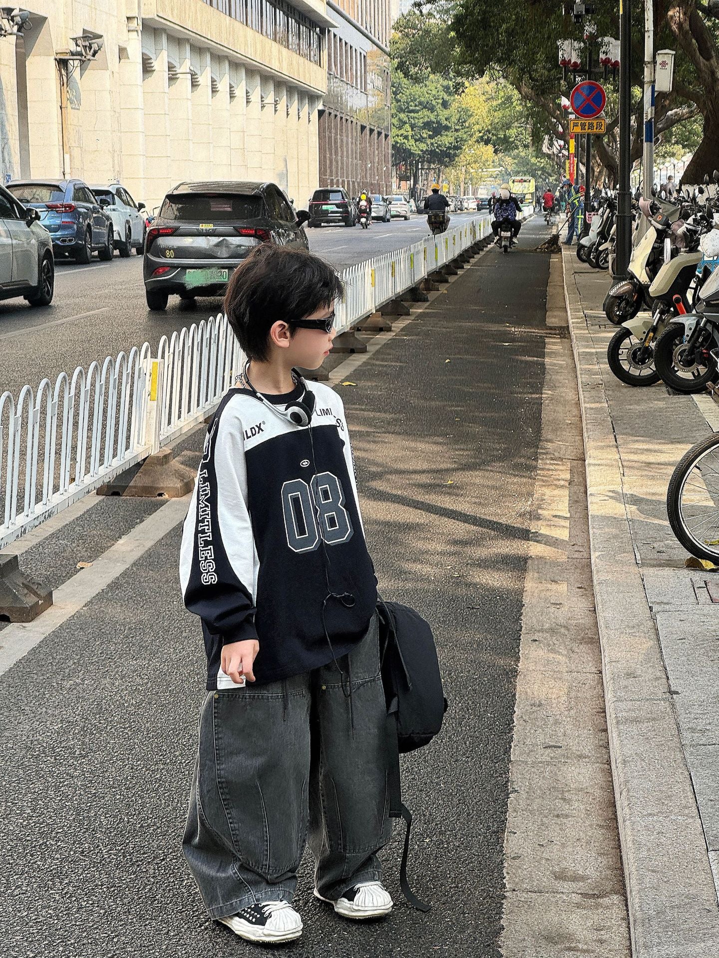 【90-160cm】帥氣街頭寬鬆撞色長袖純棉T