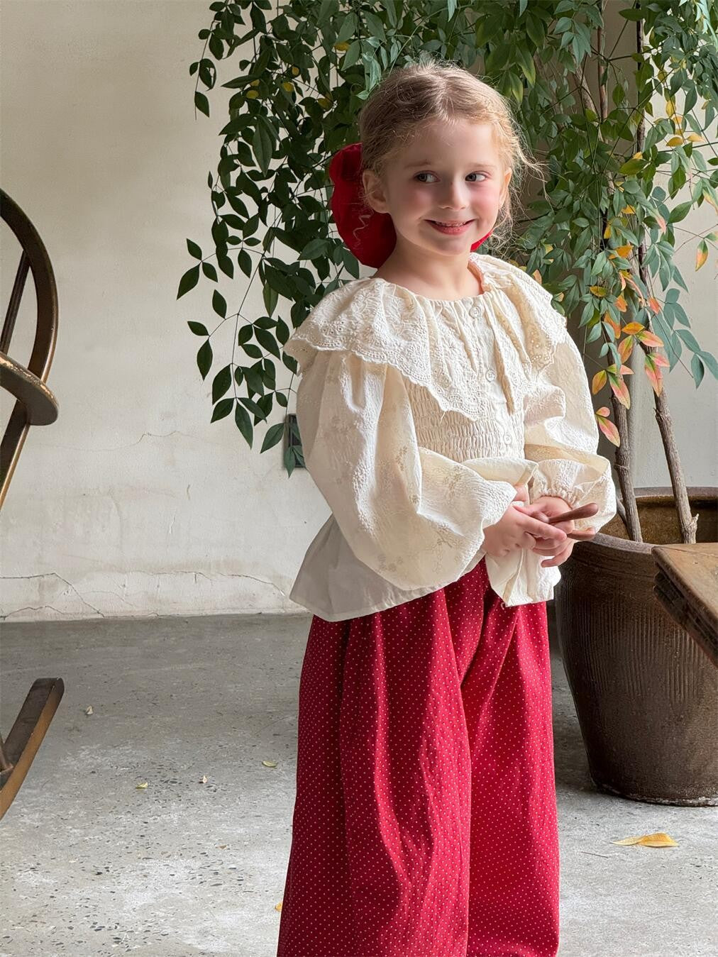 【現貨 140cm 】 復古法式刺繡翻領襯衫